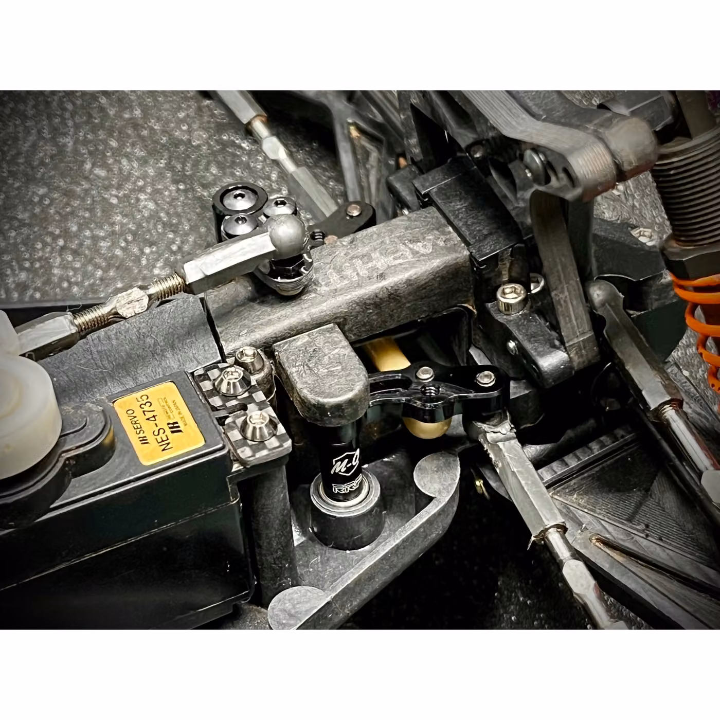 Losi XX4 Aluminum Steering Bellcranks - Image 4